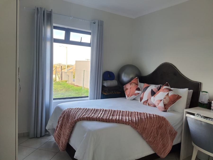2 Bedroom Property for Sale in Kidds Beach Eastern Cape